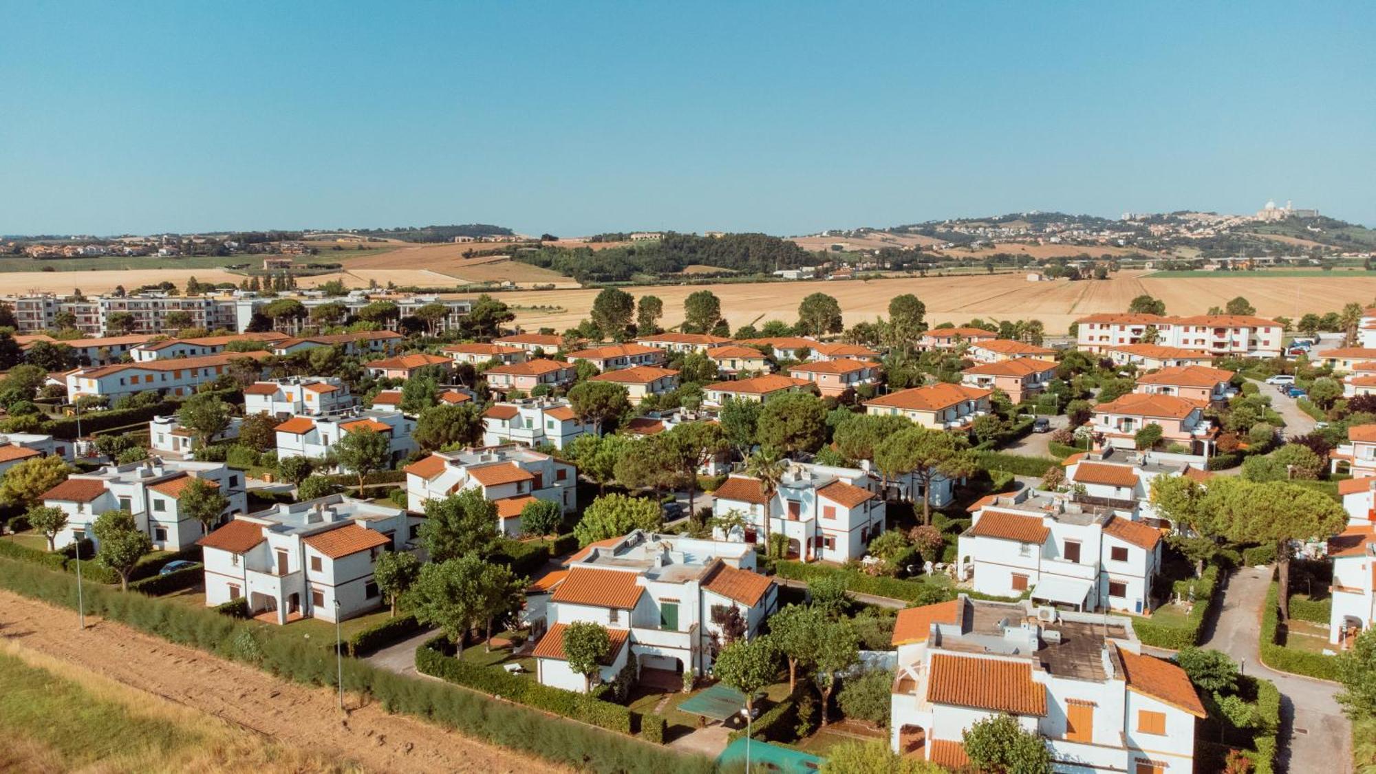 Villaggio Riva Musone Porto Recanati Ngoại thất bức ảnh